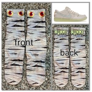 Mummy dunks socks